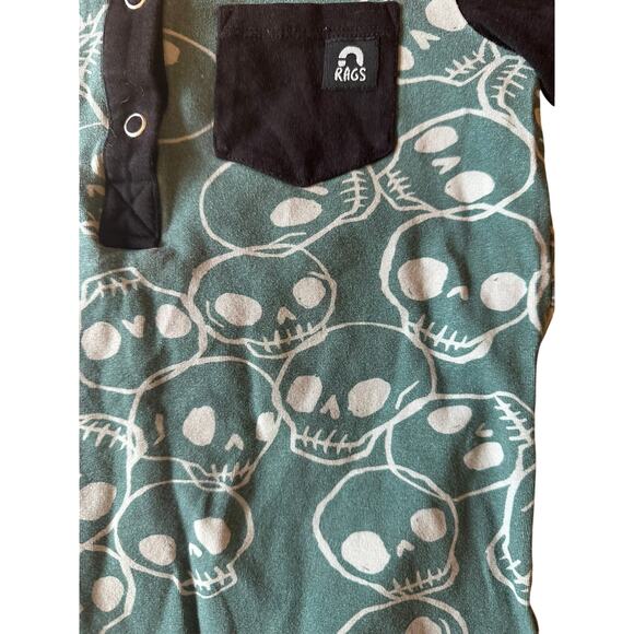 Rags to Riches Skull Romper Unisex Size 5/6 - Picture 4 of 4